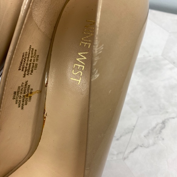 🥳Host Pick🥳 Nine West Mary Jane Nude Heels Size 9.5 - Picture 9 of 16